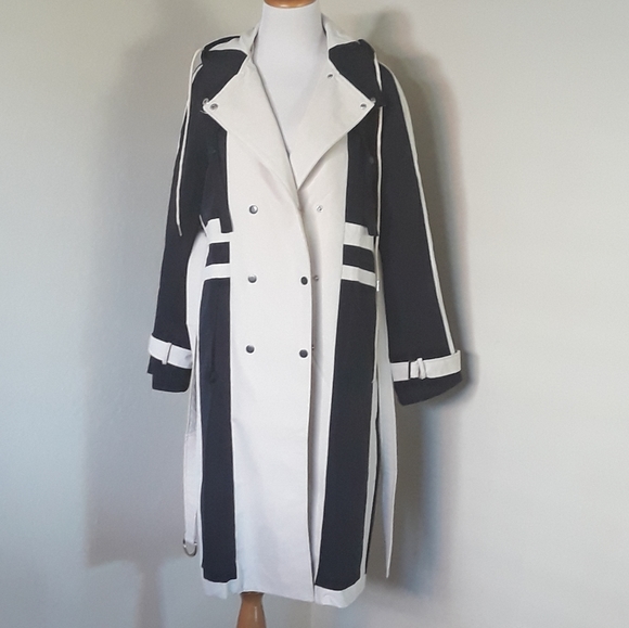 Bi-Color Windbraker Trench Coat - Picture 3 of 10